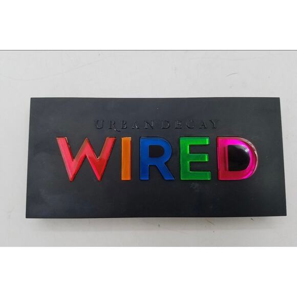 Urban Decay Wired Pressed Pigment Palette new with box - Picture 5 of 5